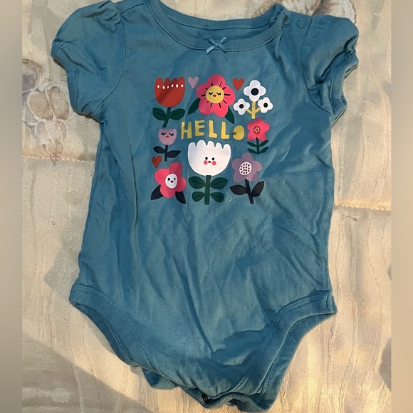 Bundle of 5 Super Sweet Infant Onesies, 4 New Without Tags! Size 6-9 Months - Picture 3 of 7